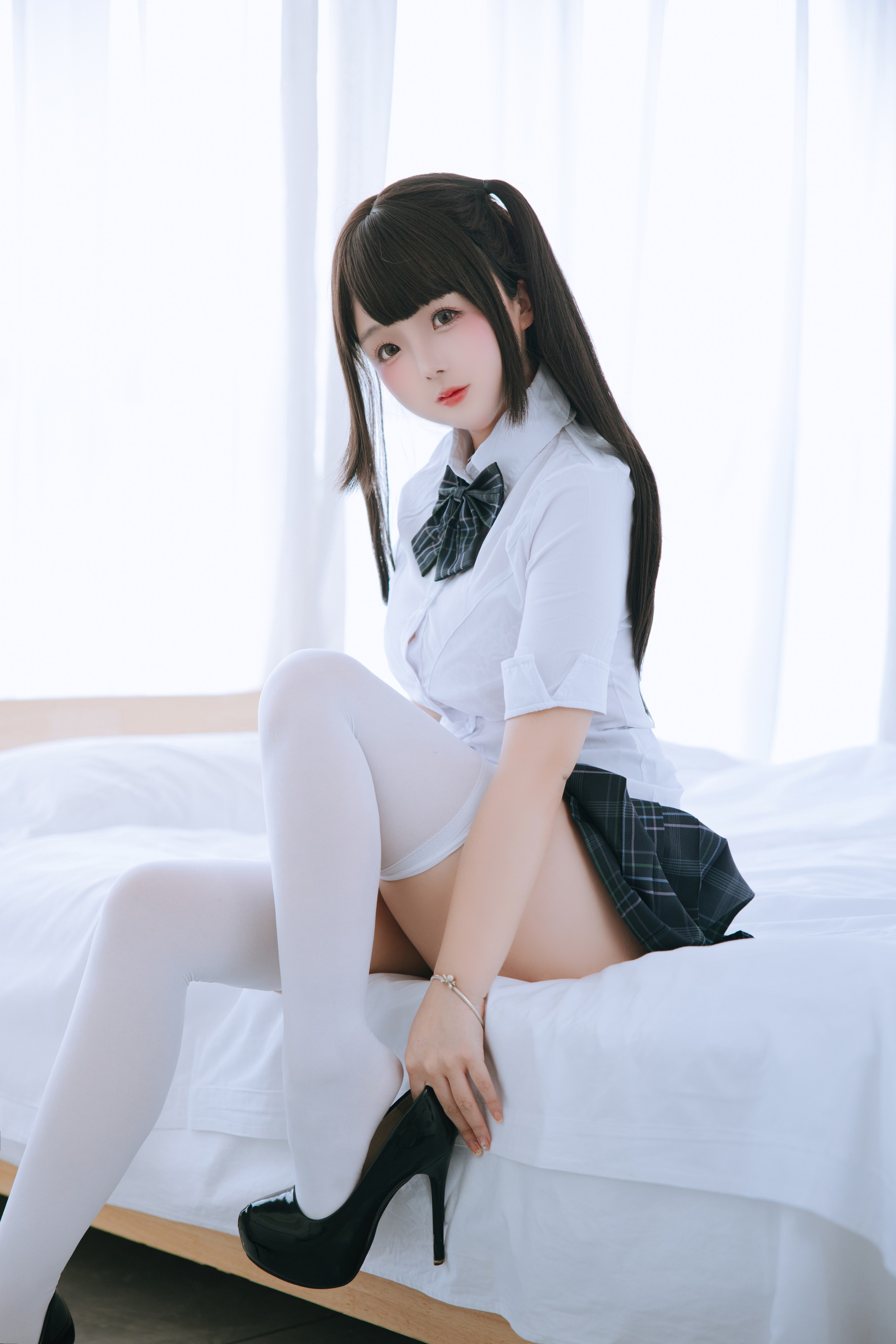 日奈娇 – NO.151 学姐 [150P]-XikXak